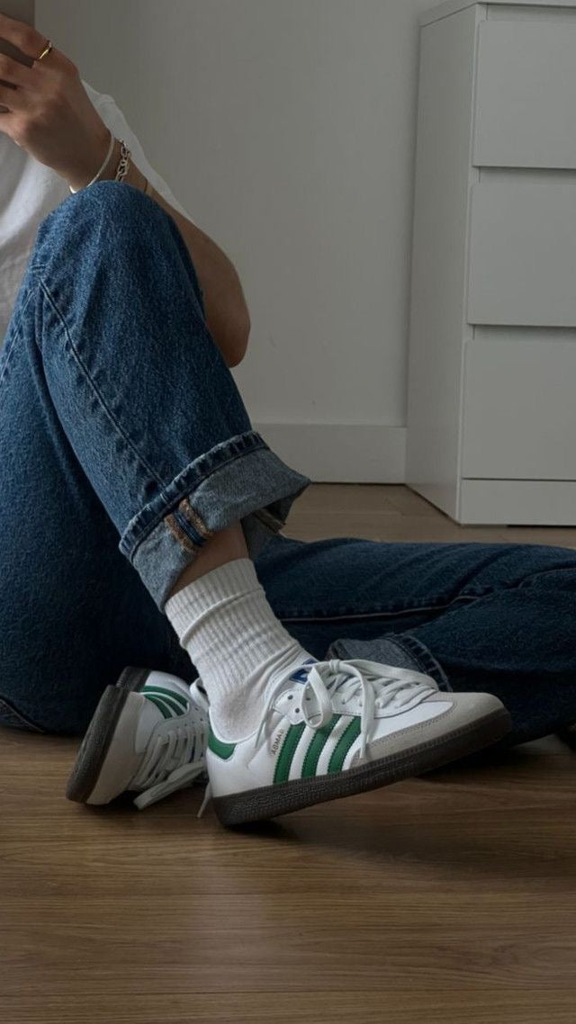 Samba white and green