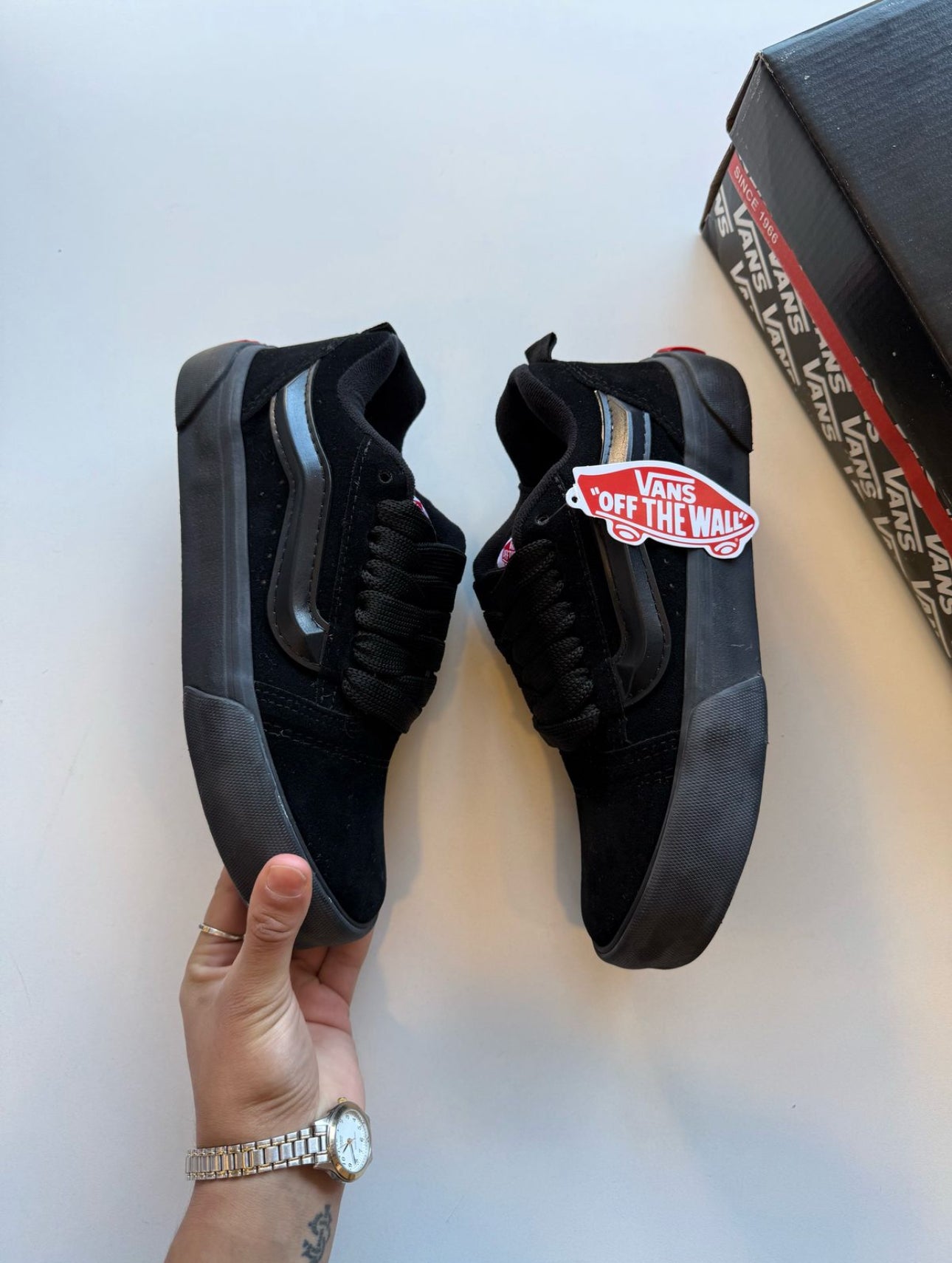 Vans knu total black