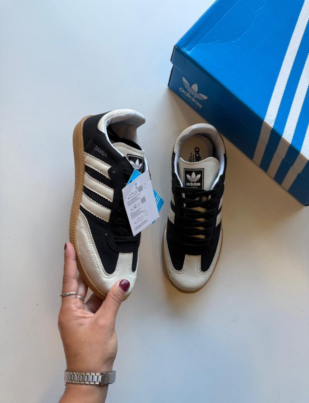 Samba black and white