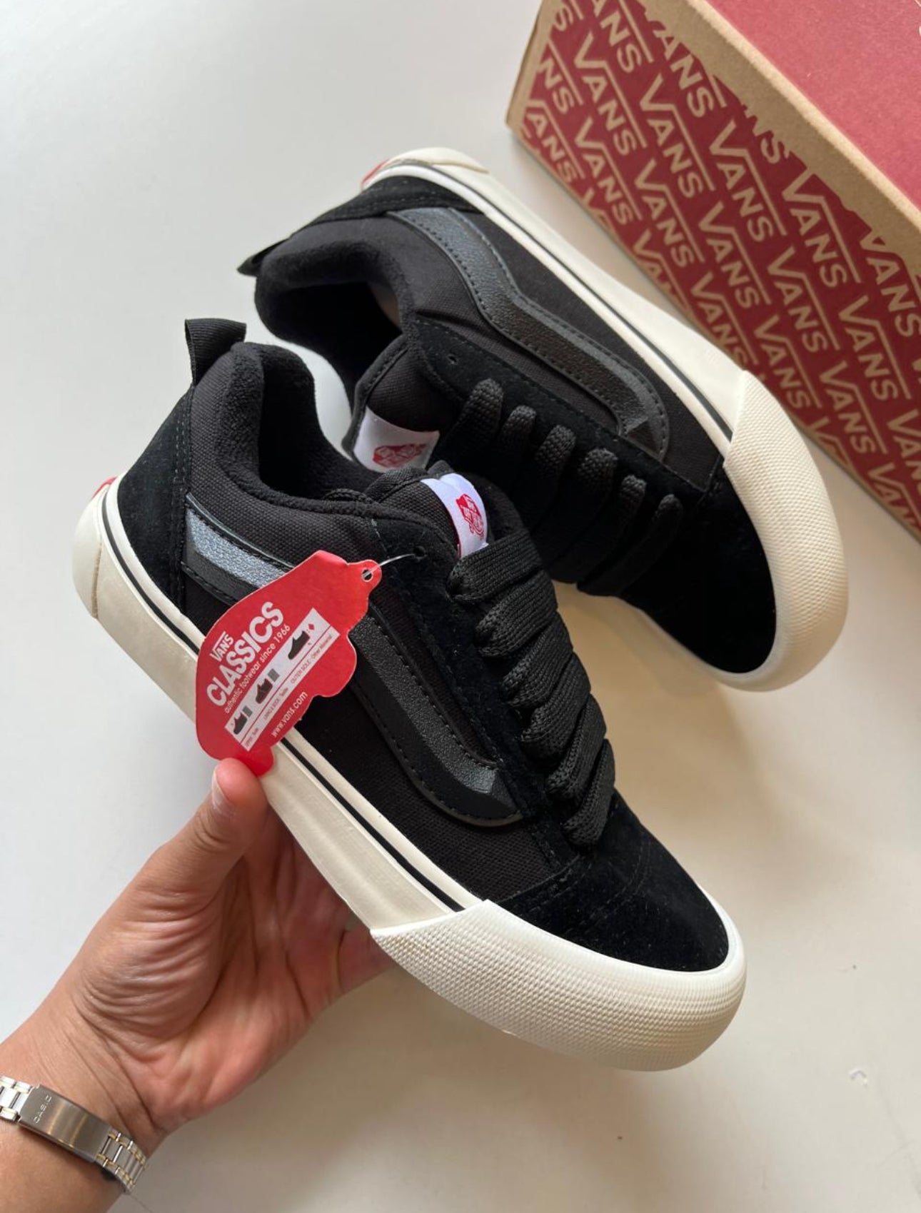 Vans knu black